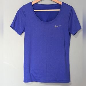 Nike Women's Dri-FIT Legend T-shirt Sweat-wicking Swoosh Logo